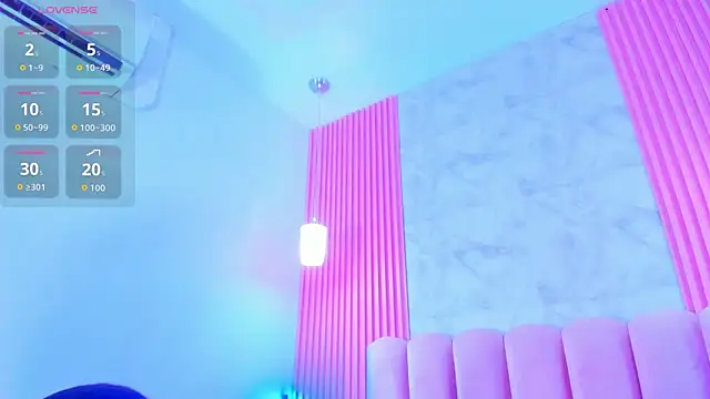 ArianaRougee online show from July 15, 2026, 4:18 am