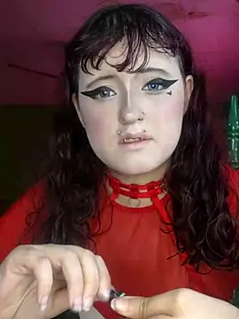 Kikimilkyy online show from February 21, 2026, 8:32 pm