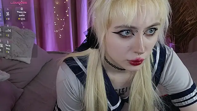Snapshot of rraffaellka chatting on May 12, 2026, 9:34 pm rraffaellka online show from May 12, 2026, 9:34 pm