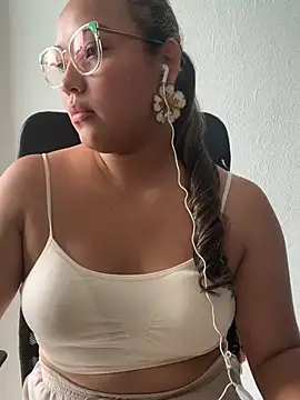 Valentina Liora online show from March 17, 2026, 5:16 pm