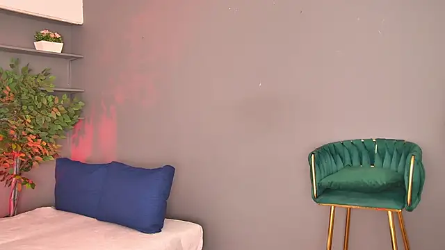 Snapshot of DesiMissy chatting on July 23, 2026, 4:10 am DesiMissy online show from July 23, 2026, 4:10 am