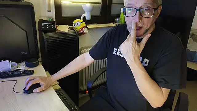 Snapshot of loenne1 chatting on March 14, 2026, 10:15 pm loenne1 online show from March 14, 2026, 10:15 pm