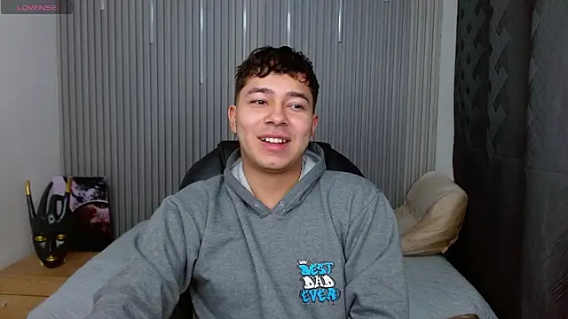 Snapshot of Julian_Smith21 chatting on June 22, 2026, 5:59 am Julian Smith21 online show from June 22, 2026, 5:59 am