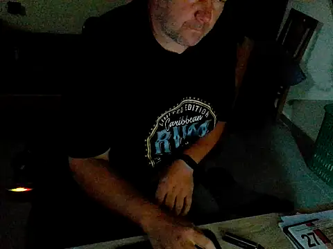 pozitiva000 online show from May 16, 2026, 3:33 pm