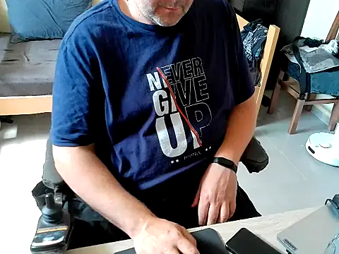 pozitiva000 online show from July 3, 2026, 1:06 pm