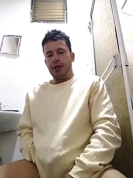 Ferrandiz23 online show from March 16, 2026, 5:24 am