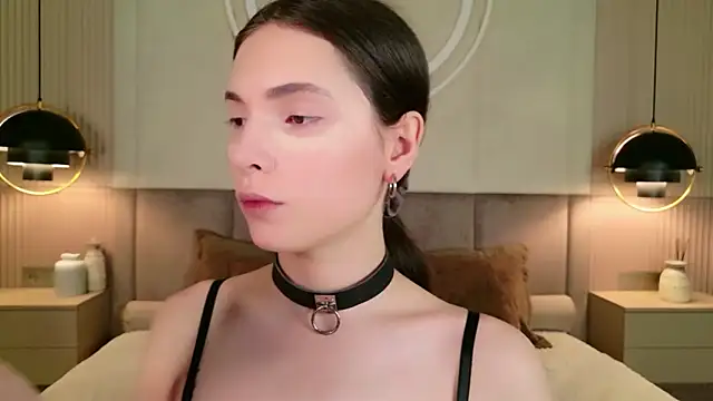 GIGI DAVS online show from May 24, 2026, 8:36 pm