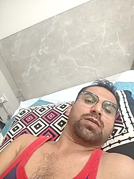 RonitVora online show from June 8, 2026, 5:46 pm