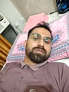 RonitVora online show from July 19, 2026, 8:12 pm
