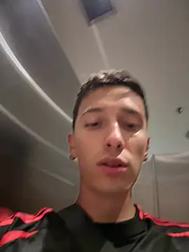 Snapshot of Thiago_Jones1 chatting on June 23, 2026, 8:18 pm Thiago Jones1 online show from June 23, 2026, 8:18 pm