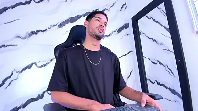 CarlosHotVibes online show from March 22, 2026, 12:41 pm