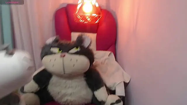 yaracute1 online show from March 17, 2026, 9:40 pm