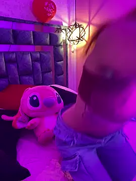 Elaaa pink21 online show from March 10, 2026, 3:00 am