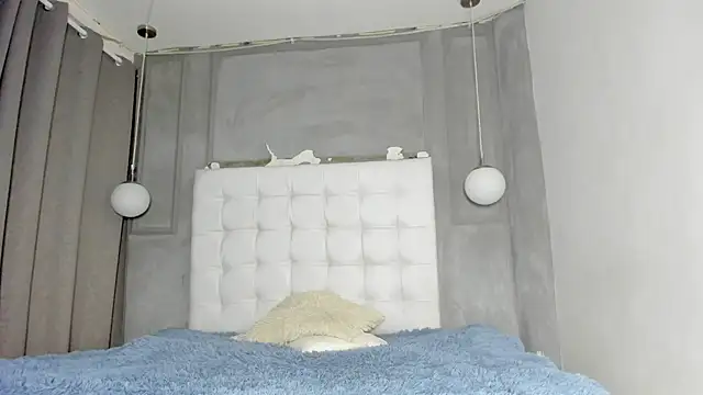 im aliisson online show from March 16, 2026, 1:48 pm