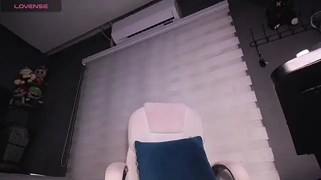 Snapshot of dirty_27cms chatting on September 28, 2025, 4:40 am dirty 27cms online show from September 28, 2025, 4:40 am