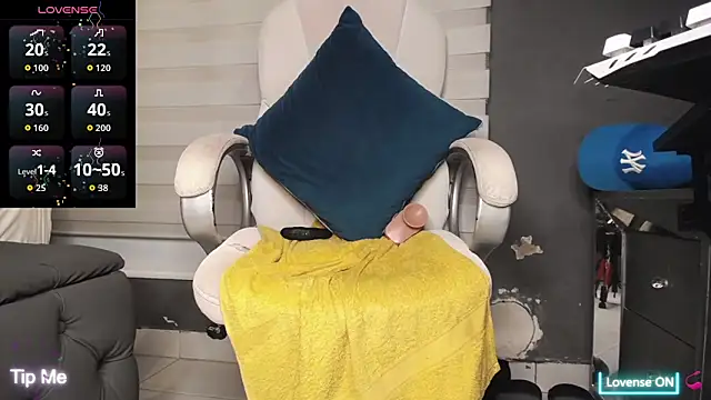 Snapshot of dirty_27cms chatting on November 23, 2025, 1:05 am dirty 27cms online show from November 23, 2025, 1:05 am