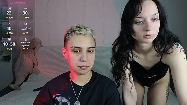 LuxuryLoverss online show from June 6, 2026, 11:04 am