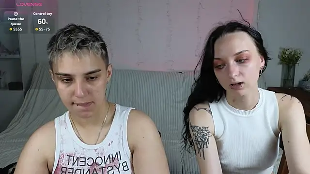 LuxuryLoverss online show from July 28, 2026, 1:21 pm
