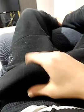 KADINDELISI34 online show from March 3, 2026, 4:02 pm