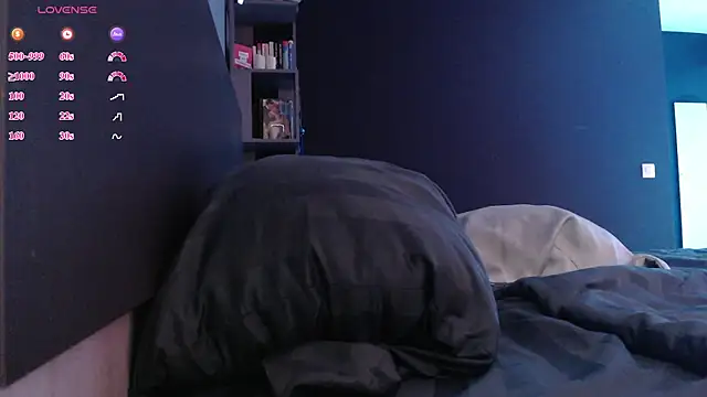 Snapshot of Jade_Amore chatting on June 19, 2026, 10:46 pm Jade Amore online show from June 19, 2026, 10:46 pm