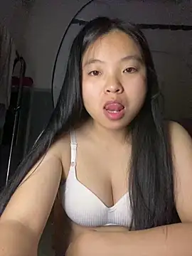 Olive-su online show from March 12, 2026, 2:45 pm