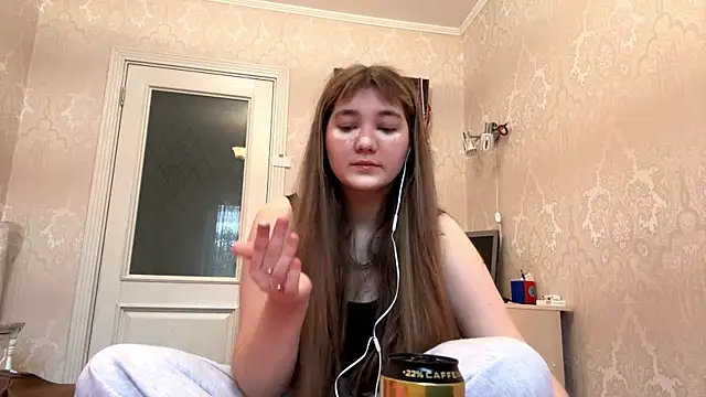 Snapshot of JanineThielman chatting on May 30, 2026, 10:01 am JanineThielman online show from May 30, 2026, 10:01 am