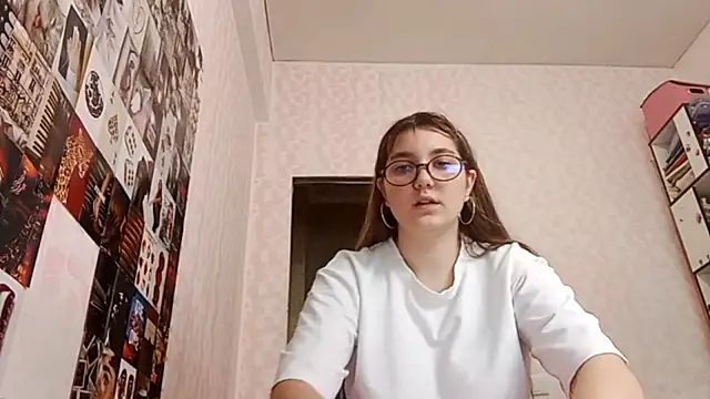 JanineThielman online show from July 5, 2026, 10:22 am
