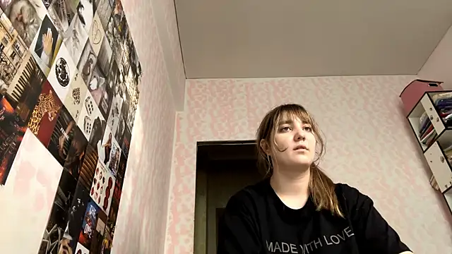 JanineThielman online show from July 8, 2026, 11:58 am