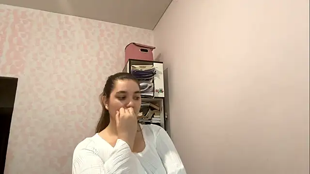 JanineThielman online show from July 19, 2026, 6:17 am