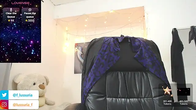 FranchescaSexy1 online show from September 30, 2025, 10:59 pm