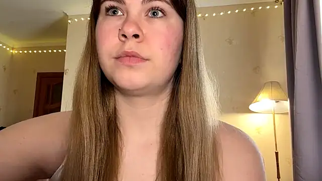 Amy Maev online show from May 4, 2026, 6:53 am