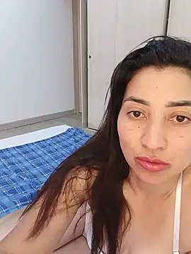 ANGELY WET JEET online show from July 27, 2026, 7:54 pm