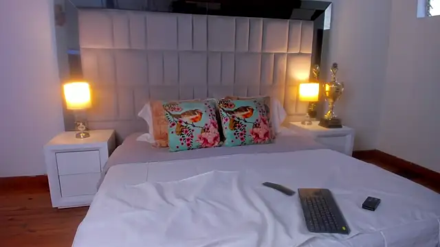 Tiffanyy Lam online show from March 2, 2026, 10:05 pm