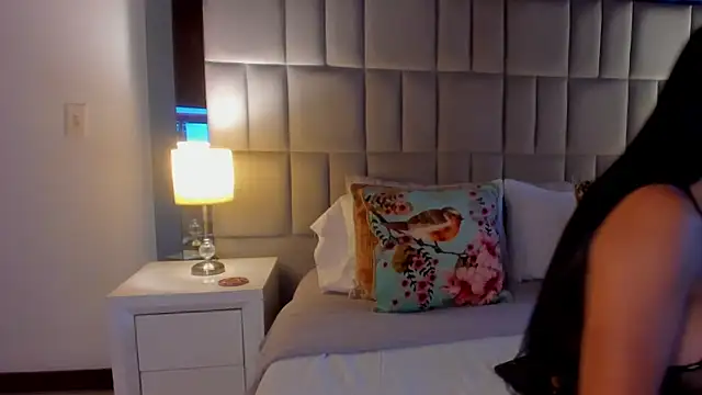 Tiffanyy Lam online show from March 17, 2026, 10:35 pm