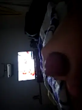 LecheCalienteK online show from March 16, 2026, 6:39 am