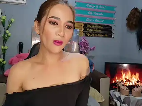 Snapshot of Demonsfuck chatting on June 14, 2026, 11:18 pm Demonsfuck online show from June 14, 2026, 11:18 pm
