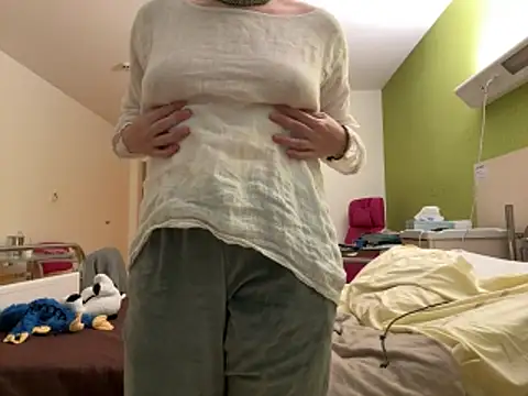 FreyaSlay299 online show from March 5, 2026, 6:26 pm