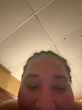BunnyYT online show from June 30, 2026, 3:07 am