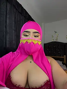 Yasmin cute online show from April 25, 2026, 9:45 pm