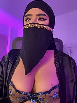 Yasmin cute online show from July 13, 2026, 6:22 pm
