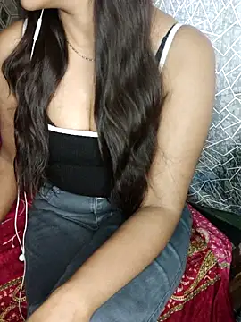 Snapshot of Gurleen_kaur69 chatting on April 1, 2026, 2:45 am Gurleen kaur69 online show from April 1, 2026, 2:45 am
