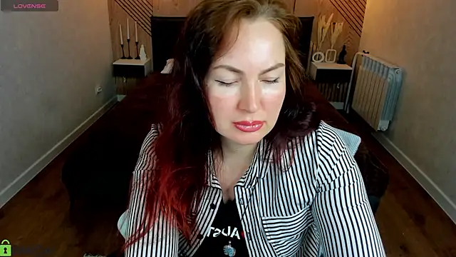 Snapshot of zara_myrrr chatting on March 20, 2026, 1:54 am zara myrrr online show from March 20, 2026, 1:54 am