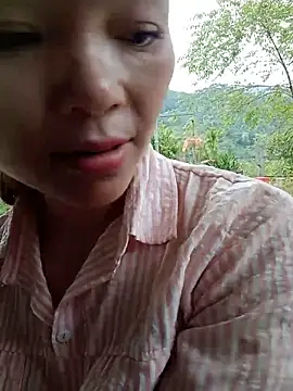 Snapshot of Salyk5 chatting on May 23, 2026, 3:23 am Salyk5 online show from May 23, 2026, 3:23 am