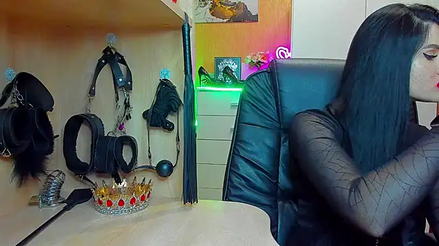 KristiTopxx online show from September 25, 2025, 8:56 pm