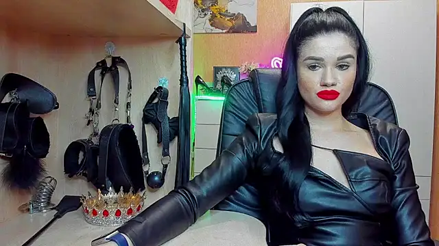 KristiTopxx online show from October 31, 2025, 7:59 pm