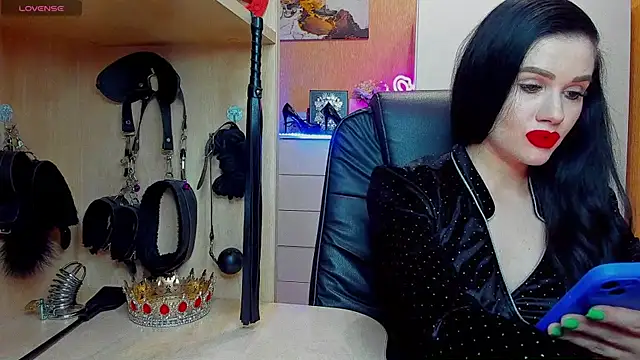 Snapshot of KristiTopxx chatting on June 20, 2026, 9:17 pm KristiTopxx online show from June 20, 2026, 9:17 pm