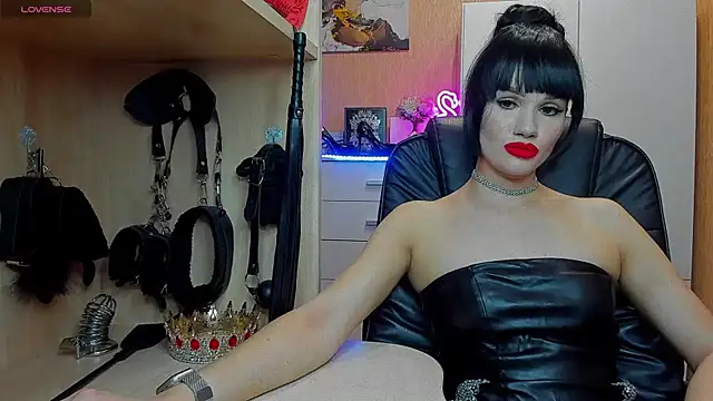 Snapshot of KristiTopxx chatting on July 6, 2026, 7:16 pm KristiTopxx online show from July 6, 2026, 7:16 pm