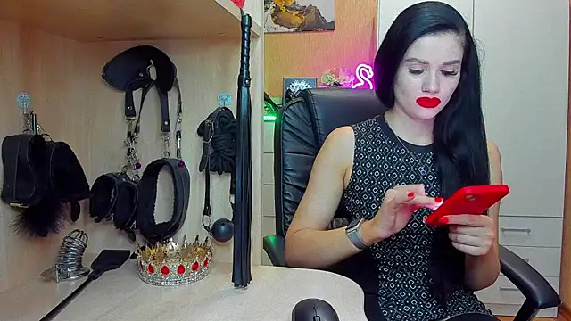 Snapshot of KristiTopxx chatting on July 19, 2026, 8:34 pm KristiTopxx online show from July 19, 2026, 8:34 pm