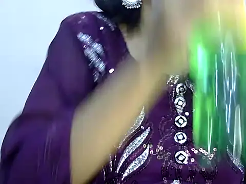 Neha Sharma2 online show from April 25, 2026, 11:46 am