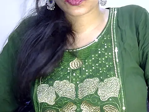 Neha Sharma2 online show from April 26, 2026, 10:24 am